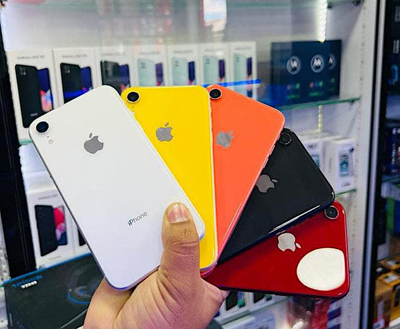 IPHONE XR USADO